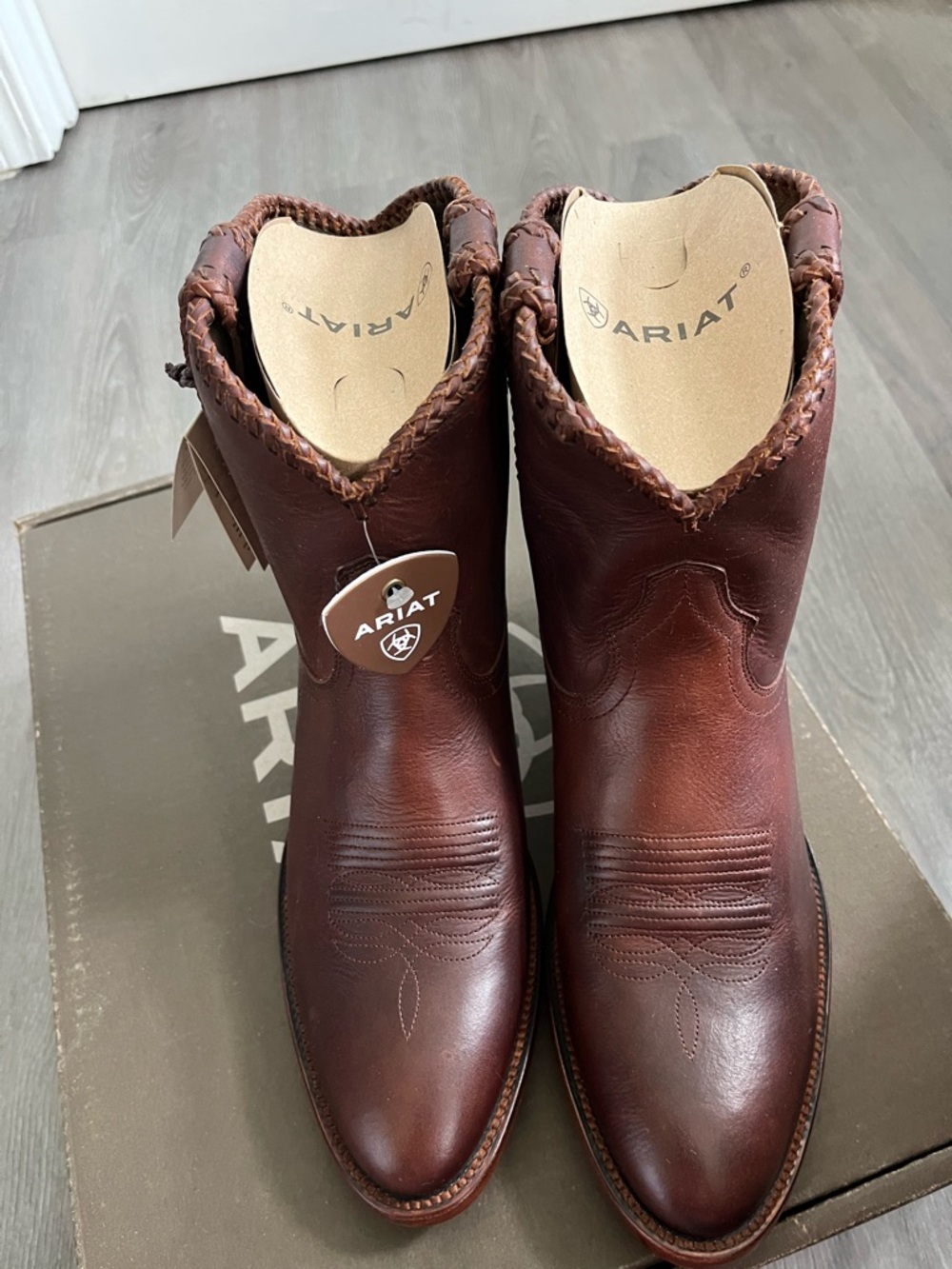 Ariat Brown Leather Short Western Boots with Braided Topline 9.5 - Picture 6 of 8
